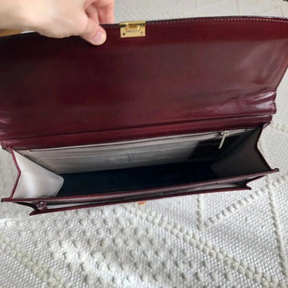 Vintage/Crafted in USA Yamani Genuine Leather Men's Purse/Briefcase Burgundy